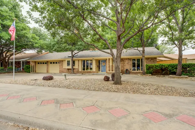 Front exterior — 6811 Nashville Avenue, Lubbock, TX 79413