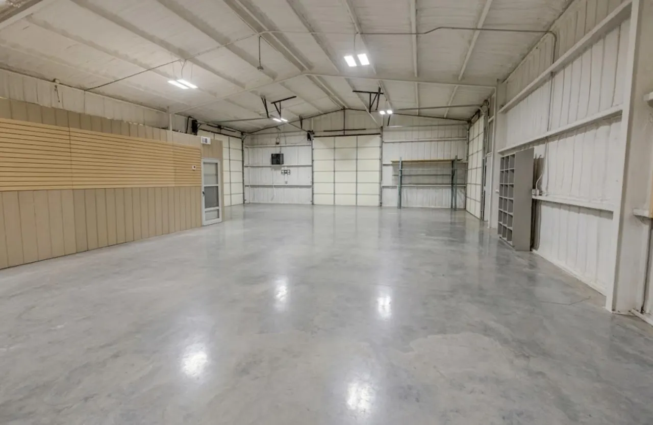 Photo 2 — 3002 N County Road 1640, Lubbock, TX 79416