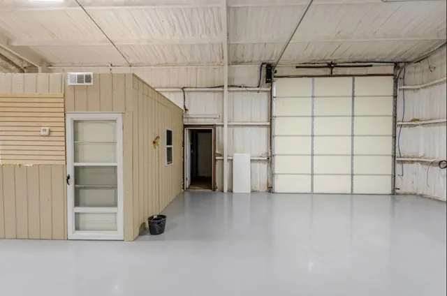 Photo 4 — 3002 N County Road 1640, Lubbock, TX 79416