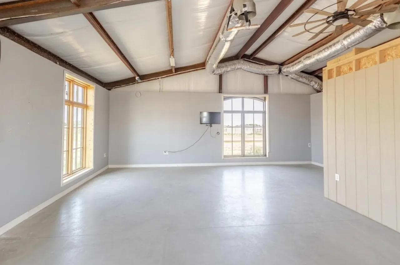 Photo 12 — 3002 N County Road 1640, Lubbock, TX 79416