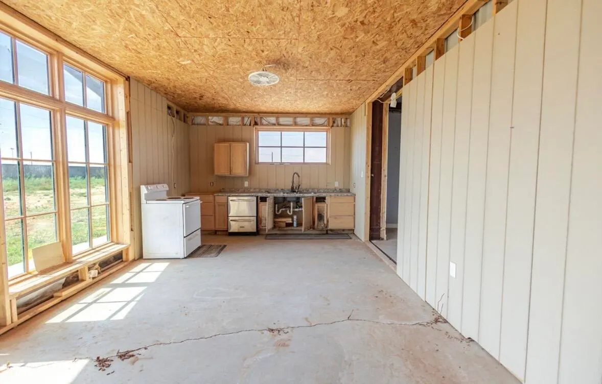 Photo 8 — 3002 N County Road 1640, Lubbock, TX 79416
