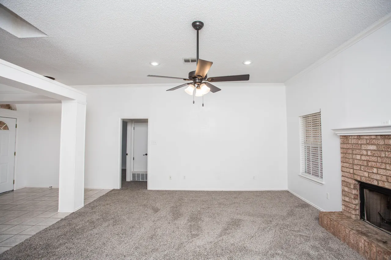 Photo 8 — 2714 87th Street, Lubbock, TX 79423