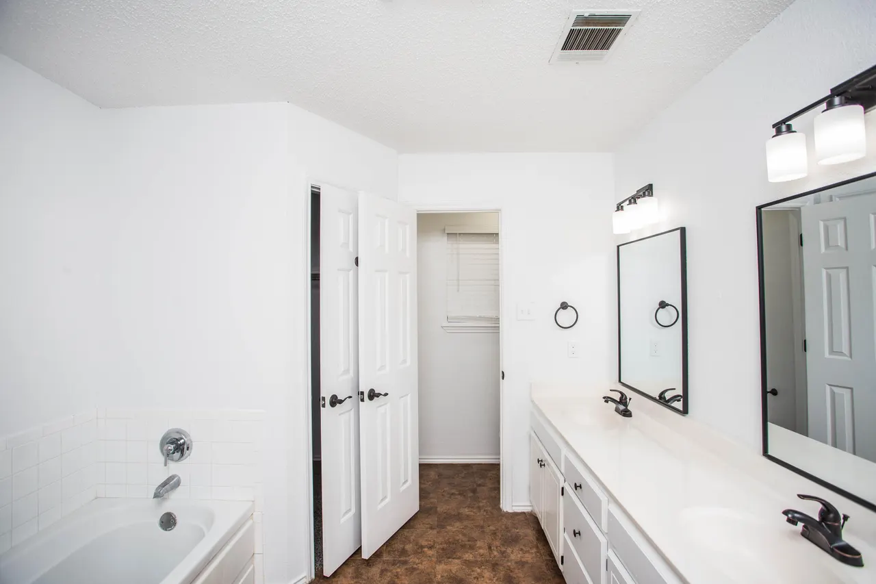 Photo 32 — 2714 87th Street, Lubbock, TX 79423