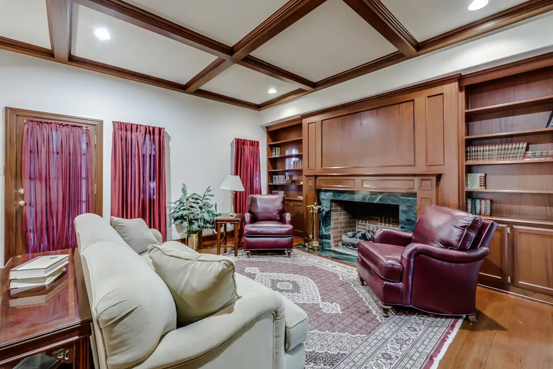 Photo 19 — 5102 19th Street, Lubbock, TX 79407