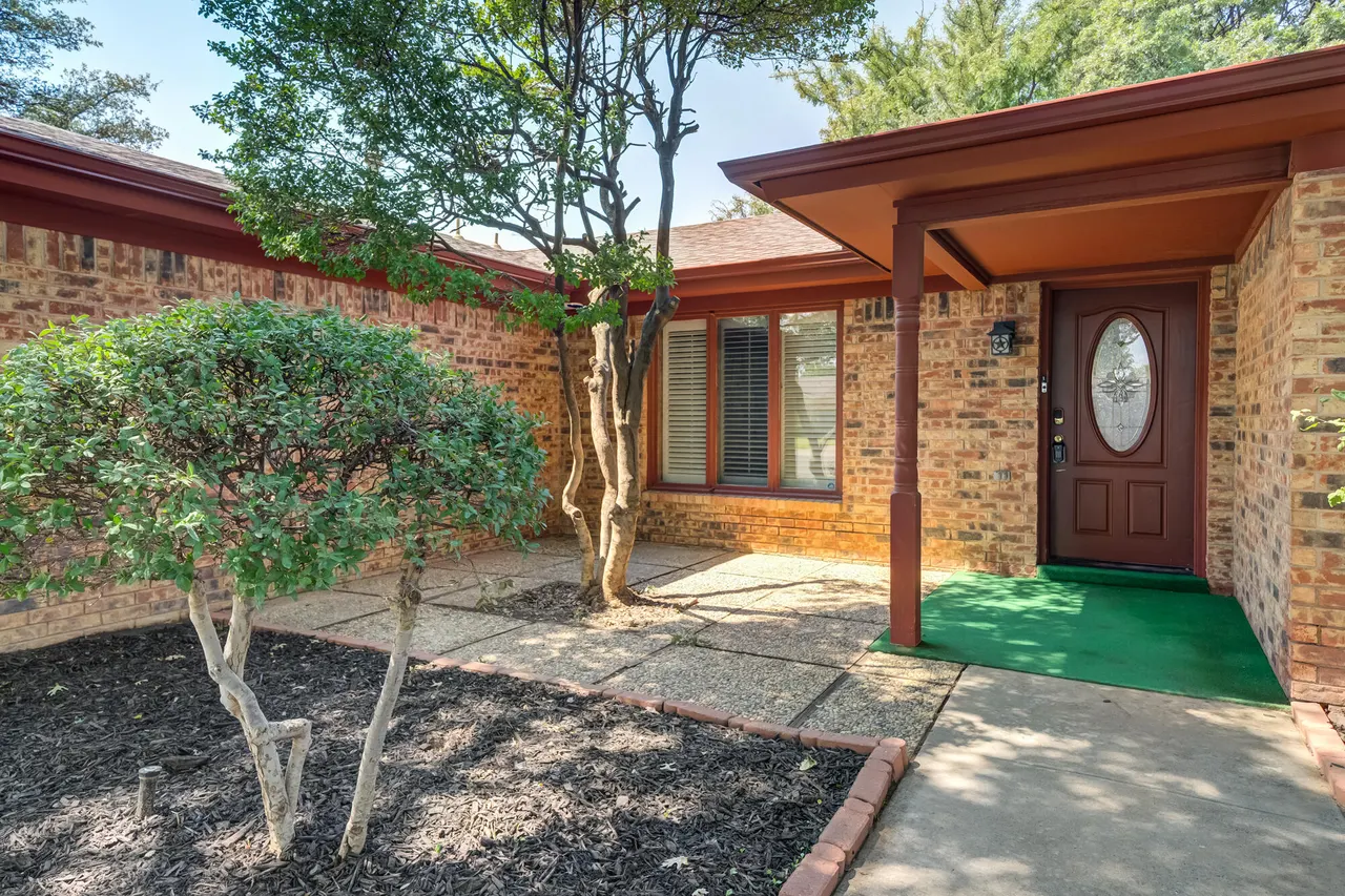 Photo 4 — 5514 68th Street, Lubbock, TX 79424