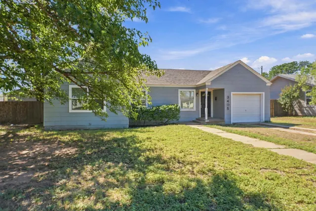 Front exterior — 3405 29th Street, Lubbock, TX 79410