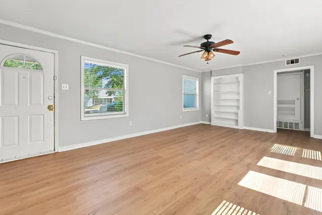 Photo 4 — 3405 29th Street, Lubbock, TX 79410