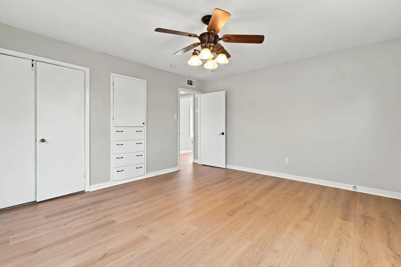 Photo 13 — 3405 29th Street, Lubbock, TX 79410