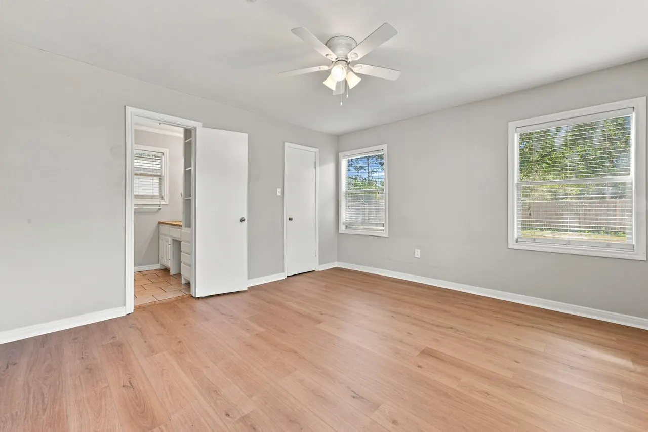 Photo 16 — 3405 29th Street, Lubbock, TX 79410