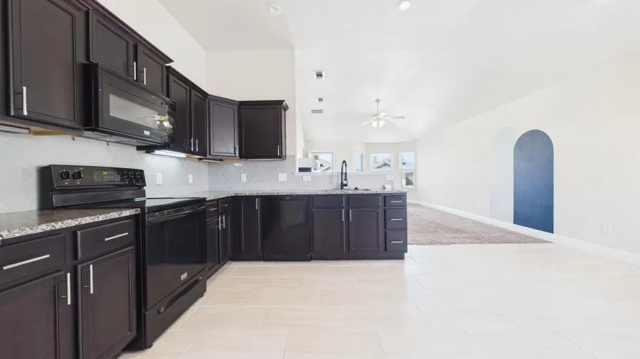 Photo 16 — 3707 Rochester Avenue, Lubbock, TX 79407