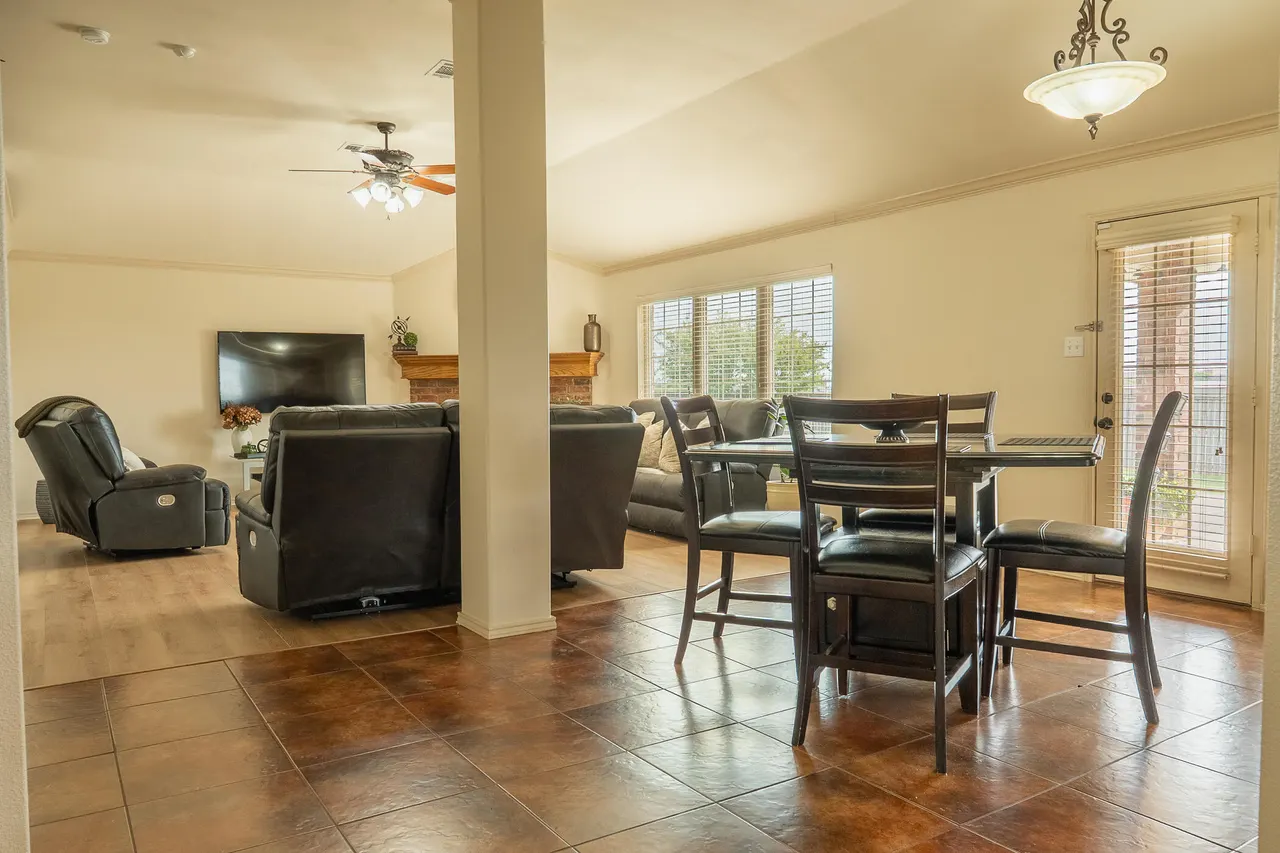 Photo 19 — 2102 Mesa Road, Lubbock, TX 79403