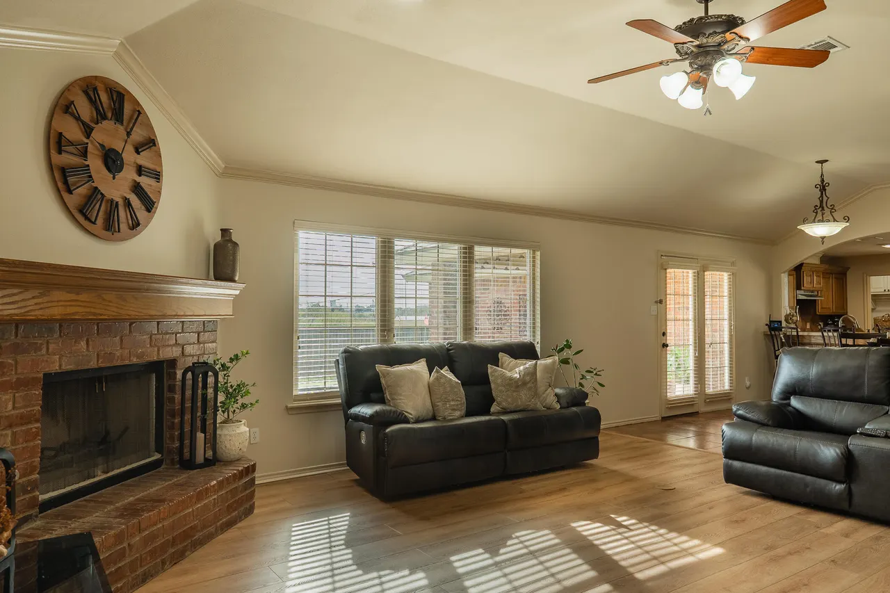 Photo 31 — 2102 Mesa Road, Lubbock, TX 79403