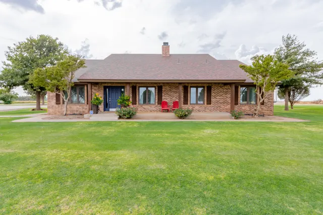 Front exterior — 660 U.S. 87, Wilson, TX 79381