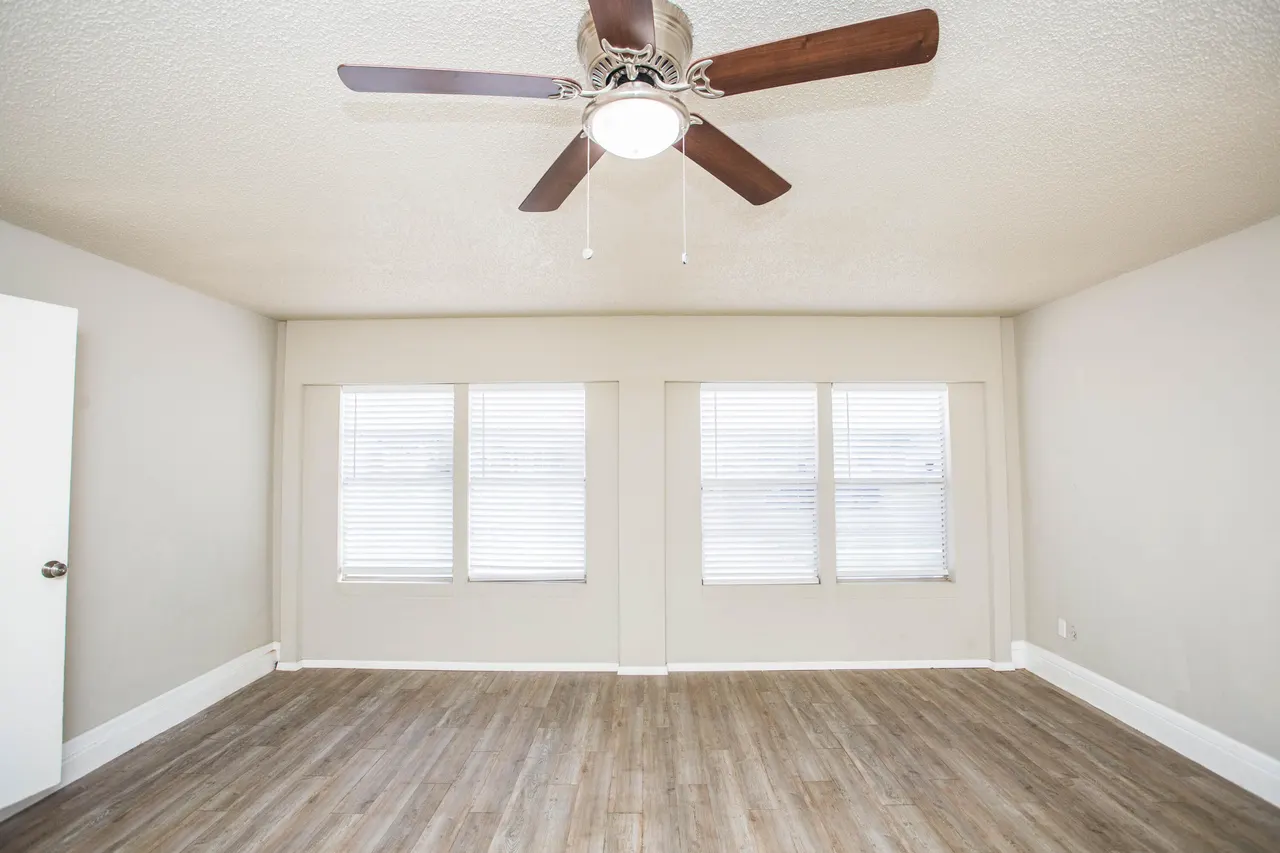Photo 5 — 5506 3rd Street, Lubbock, TX 79416