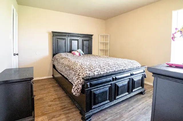 Photo 4 — 2412 N Ave O, Lubbock, TX 79403