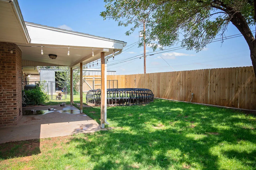 Photo 21 — 600 N Adams Avenue, Denver City, TX 79323