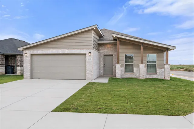 Photo 3 — 15402 Grover Avenue, Lubbock, TX 79424