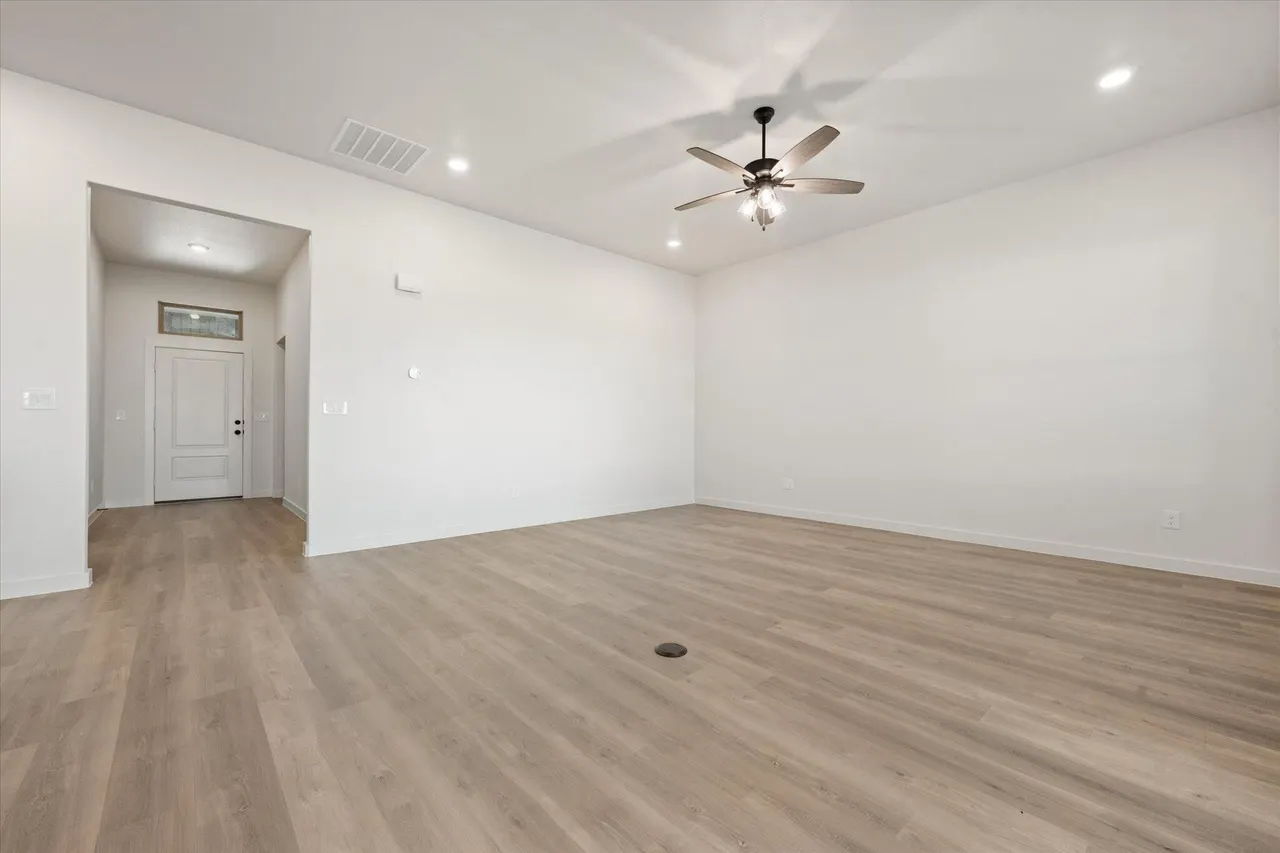 Photo 12 — 15423 Fulton Avenue, Lubbock, TX 79424
