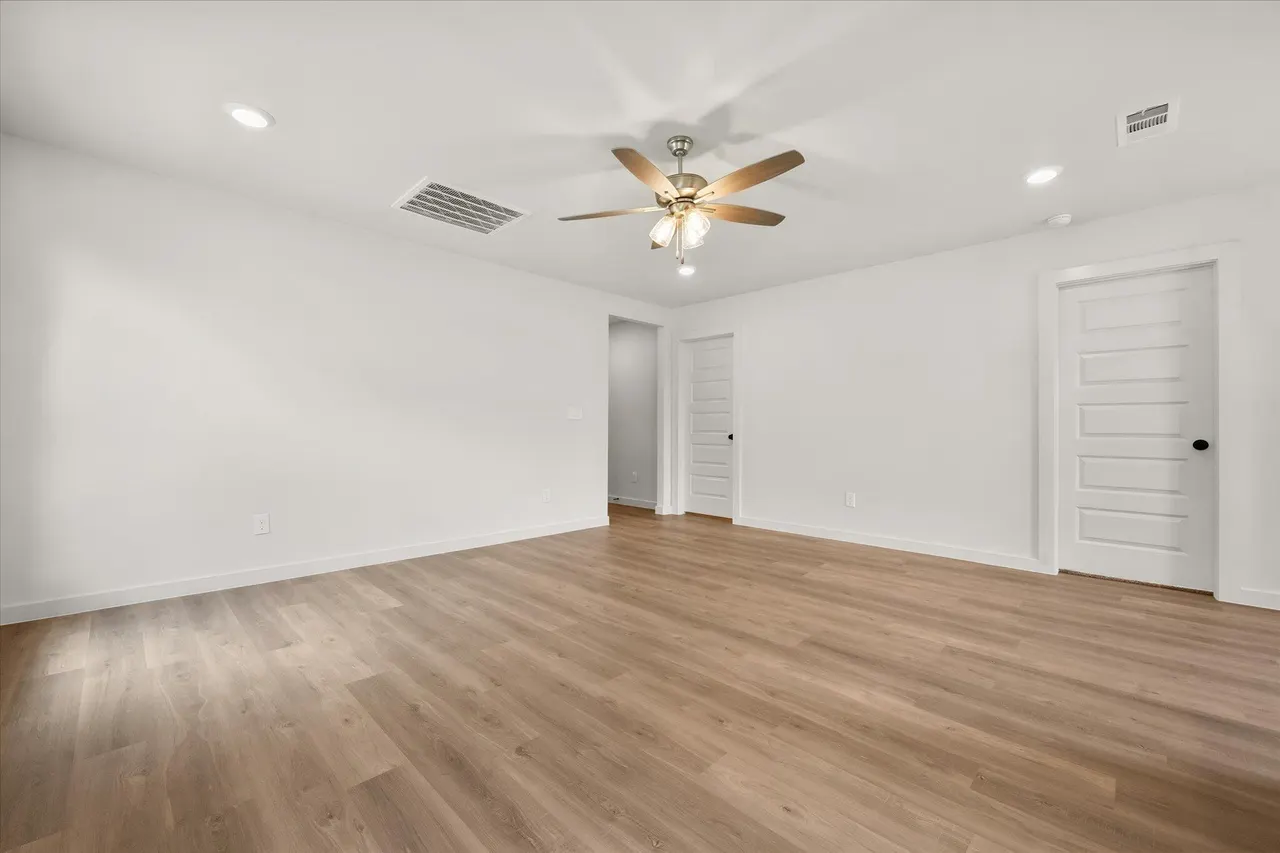 Photo 8 — 7435 64th Street, Lubbock, TX 79407