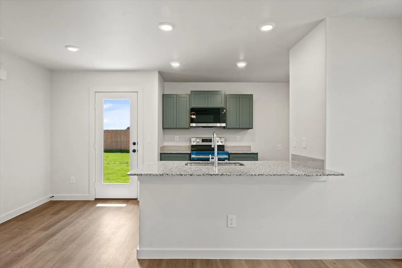 Photo 11 — 7435 64th Street, Lubbock, TX 79407