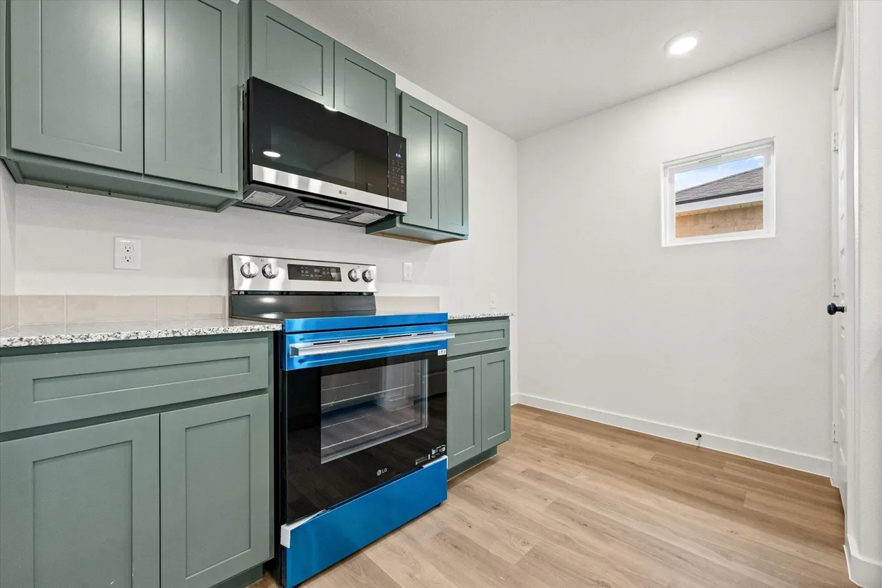 Photo 13 — 7435 64th Street, Lubbock, TX 79407