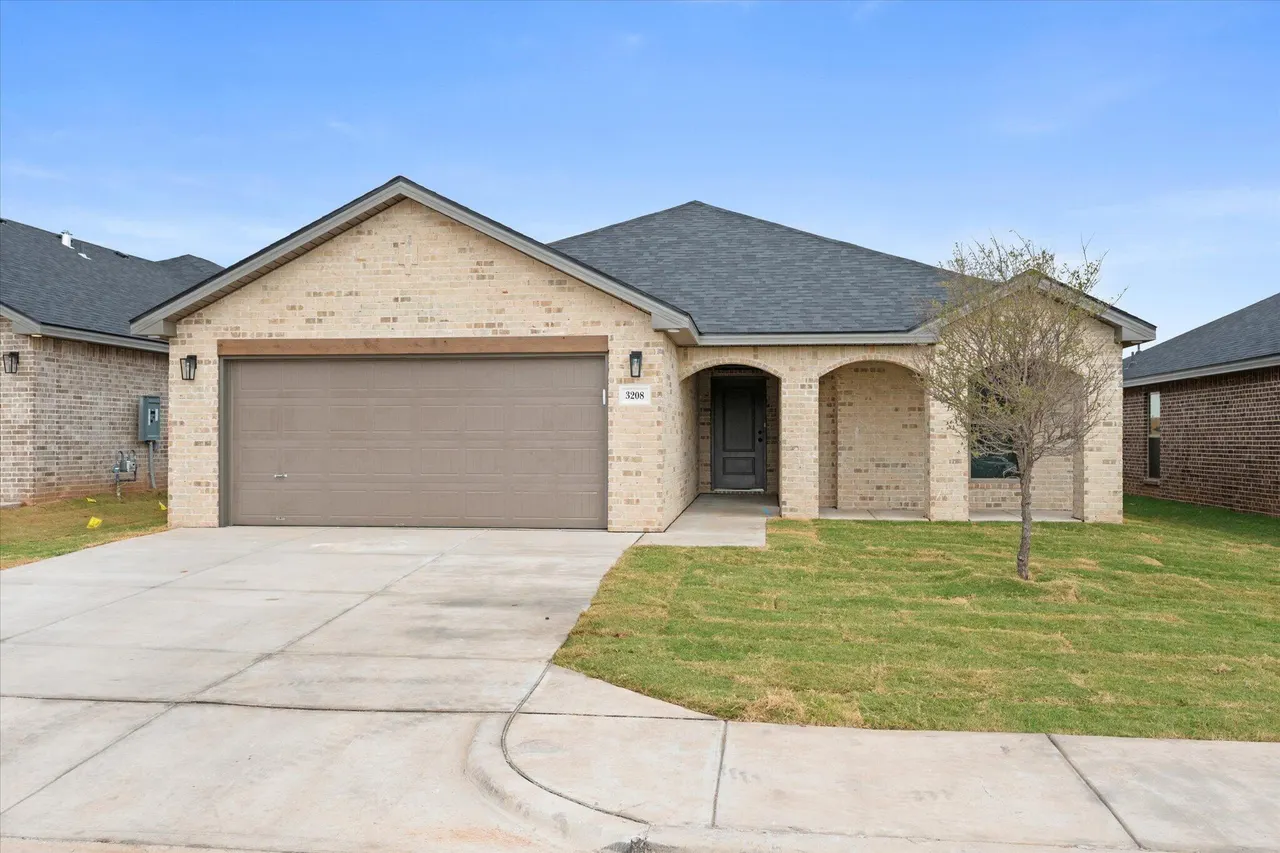 Photo 2 — 3208 Harvest Avenue, Wolfforth, TX 79382