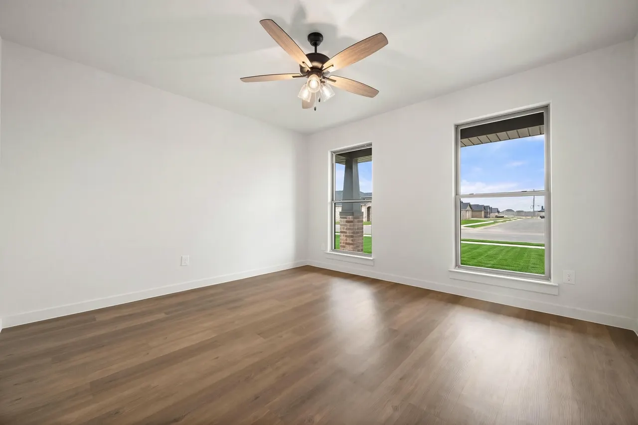Photo 13 — 801 E 21st Street, Wolfforth, TX 79382