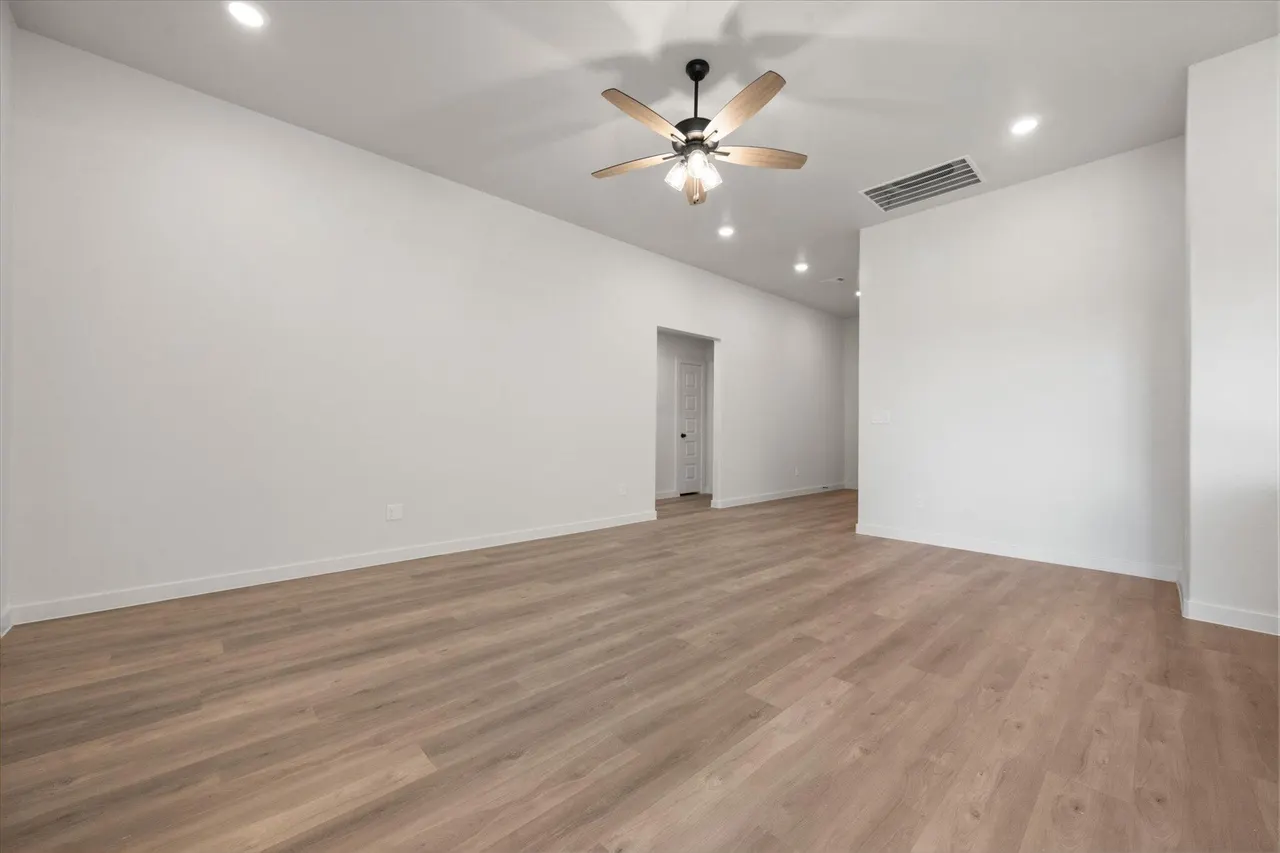 Photo 16 — 801 E 21st Street, Wolfforth, TX 79382