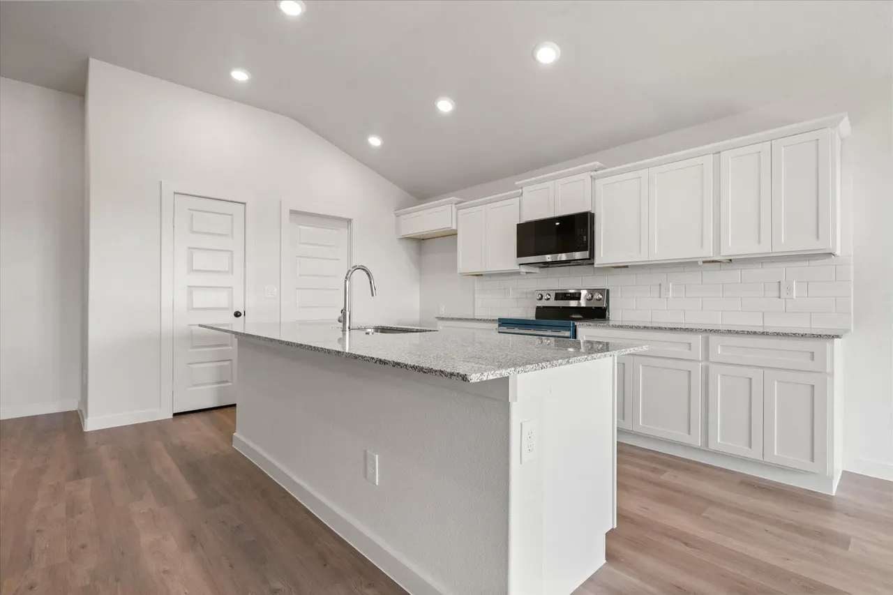 Photo 11 — 801 E 21st Street, Wolfforth, TX 79382