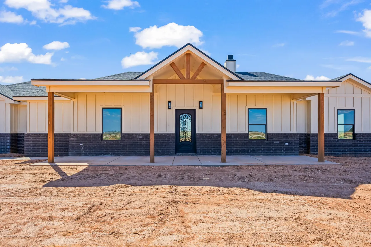 Photo 5 — 4024 Hawk Road, Ropesville, TX 79358
