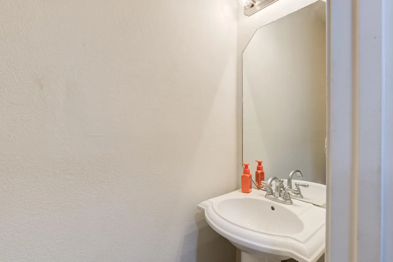 Photo 48 — 606 N 8th Street, Wolfforth, TX 79382