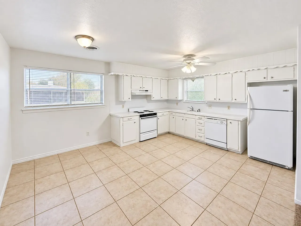 Photo 2 — 4818 15th Street, Lubbock, TX 79416