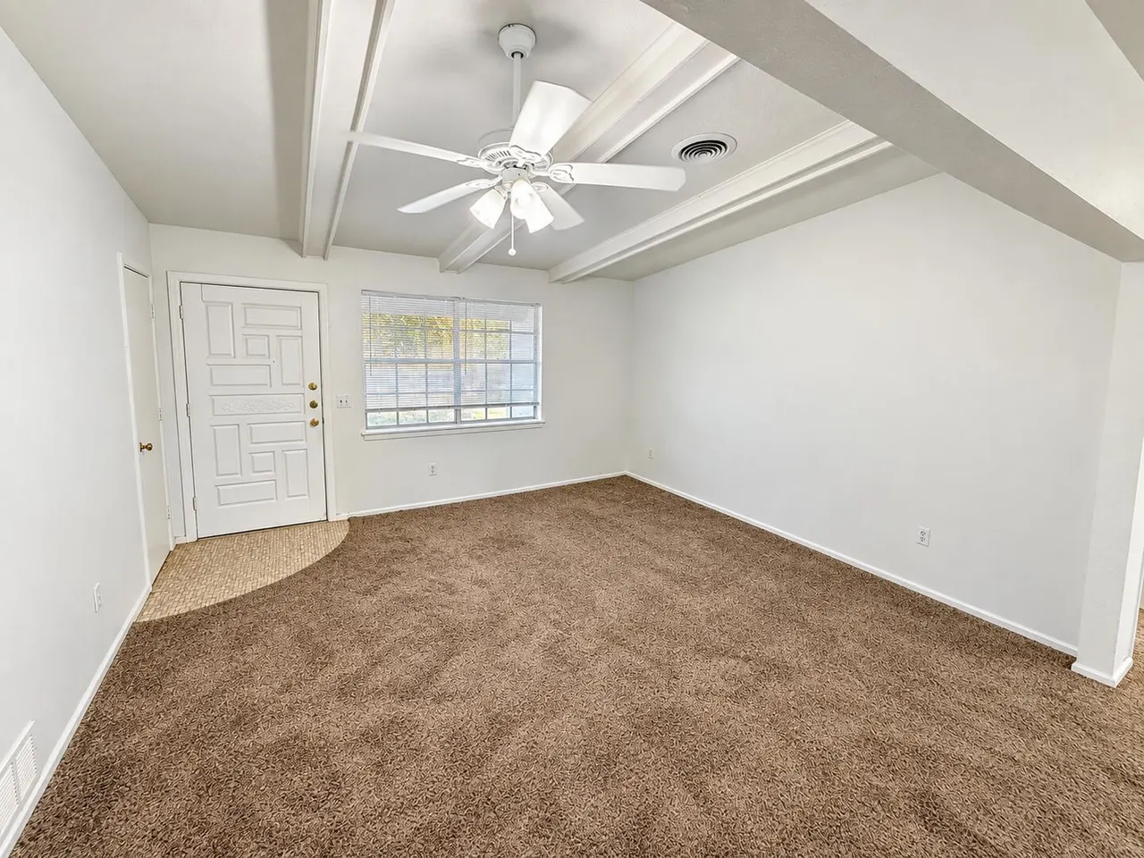 Photo 3 — 4818 15th Street, Lubbock, TX 79416