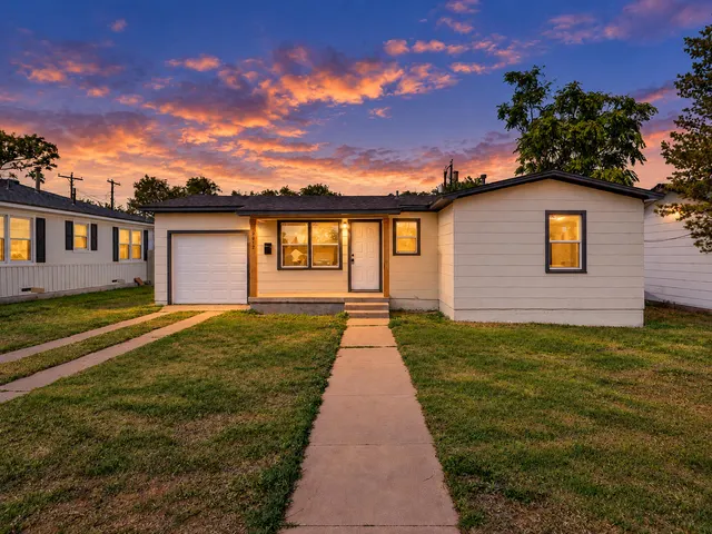 Photo 3 — 2612 45th Street, Lubbock, TX 79413