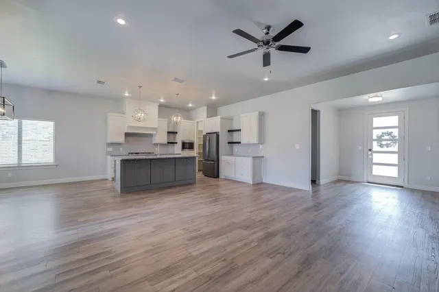 Photo 8 — 605 Buckingham Avenue, Wolfforth, TX 79382