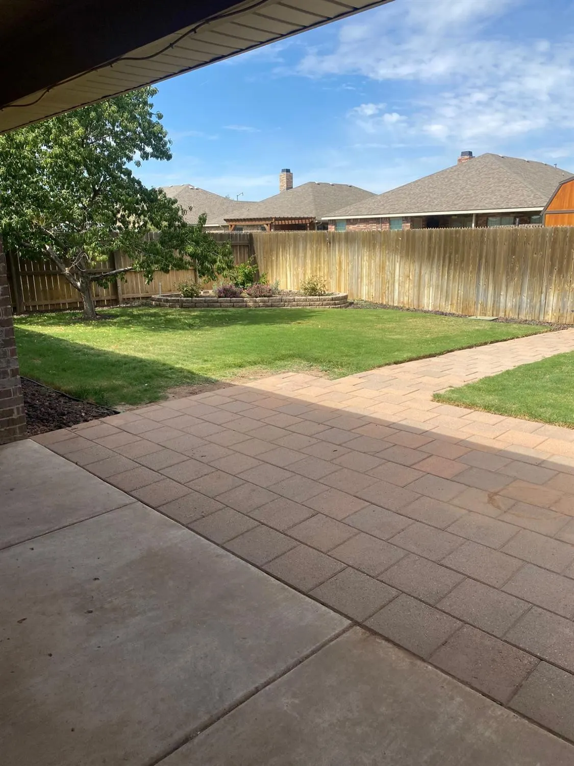 Photo 3 — 6904 92nd Street, Lubbock, TX 79424