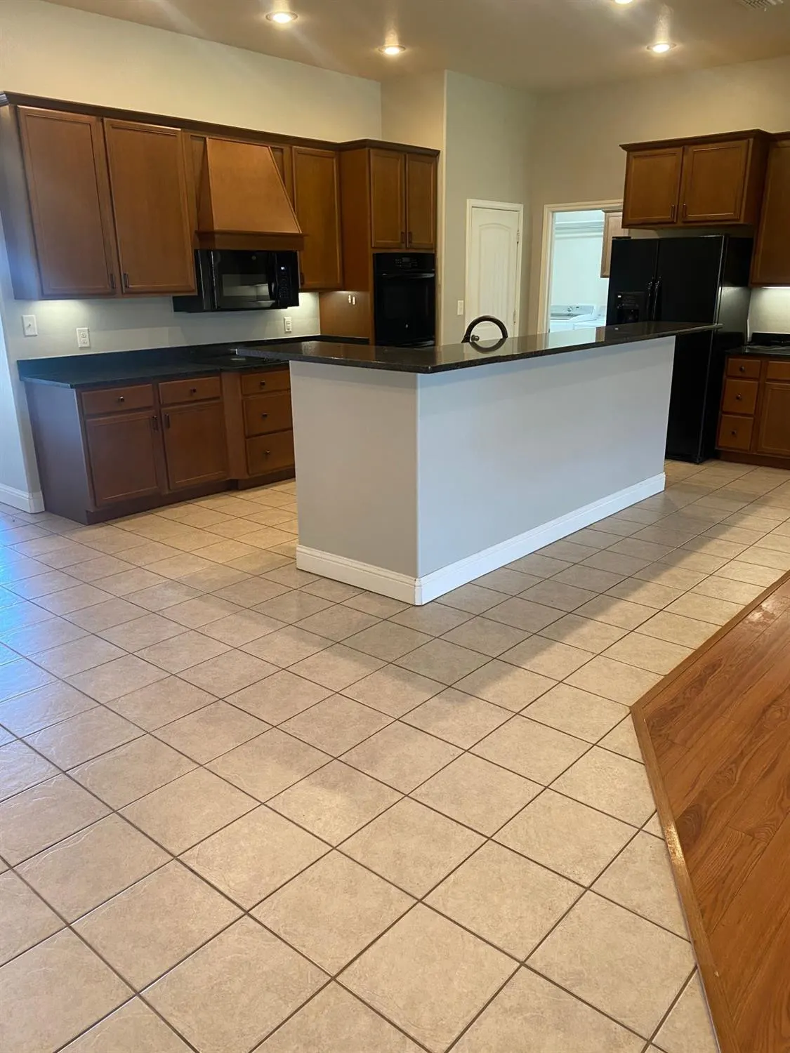 Photo 5 — 6904 92nd Street, Lubbock, TX 79424