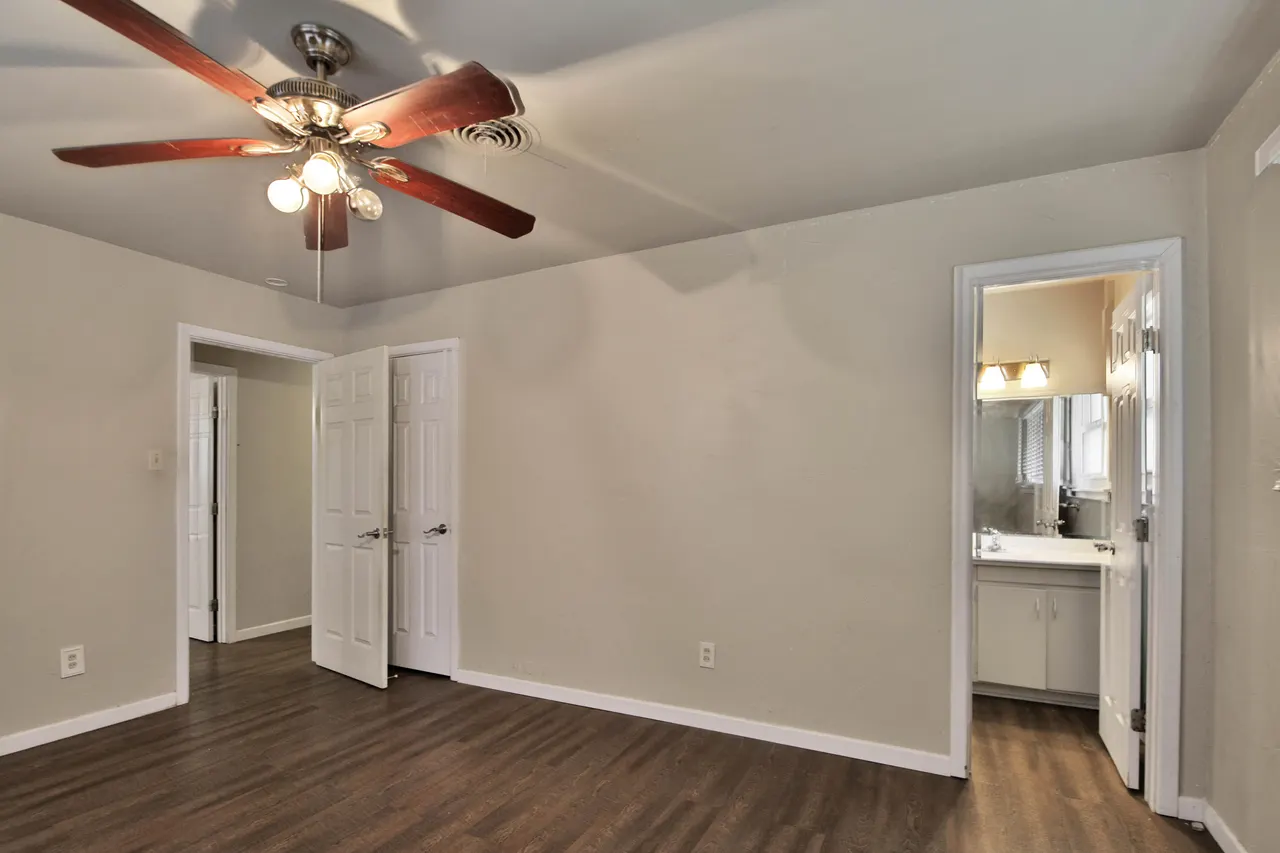 Photo 16 — 4401 28th Street, Lubbock, TX 79410