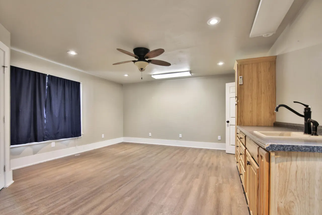 Photo 29 — 4401 28th Street, Lubbock, TX 79410