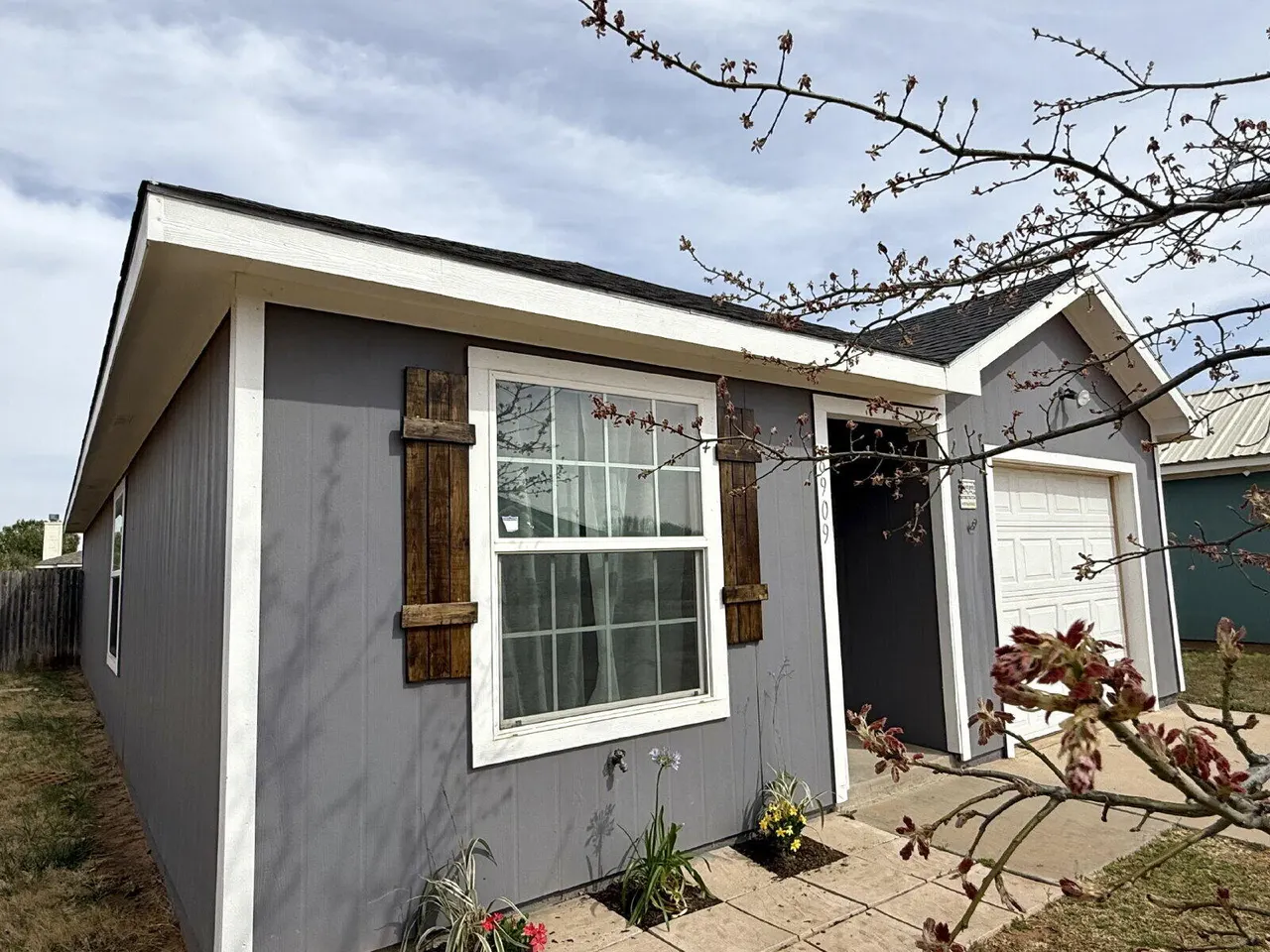 Photo 2 — 8909 Temple Avenue, Lubbock, TX 79423