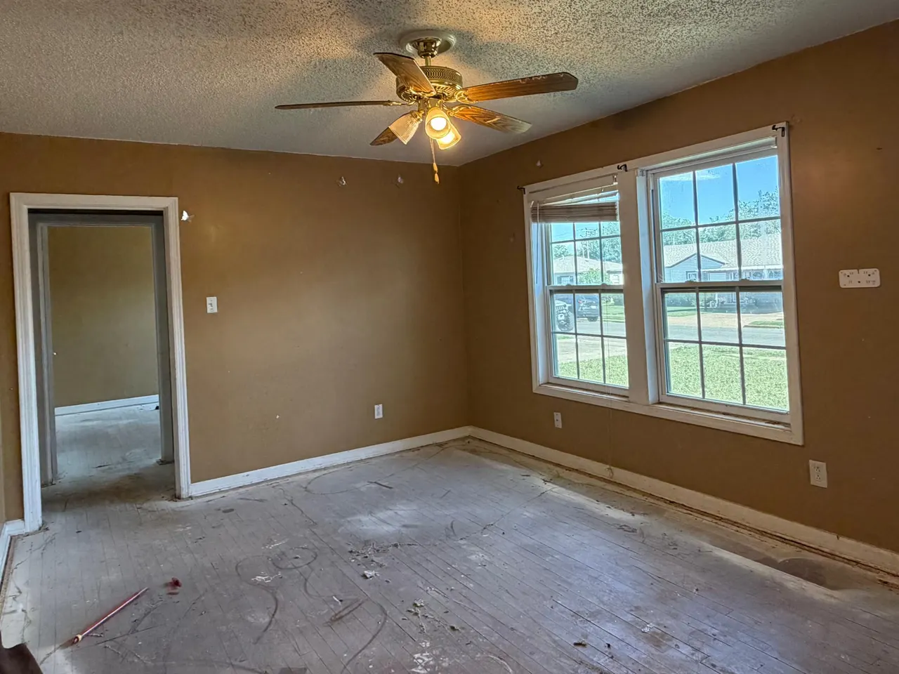 Photo 2 — 2012 39th Street, Lubbock, TX 79412