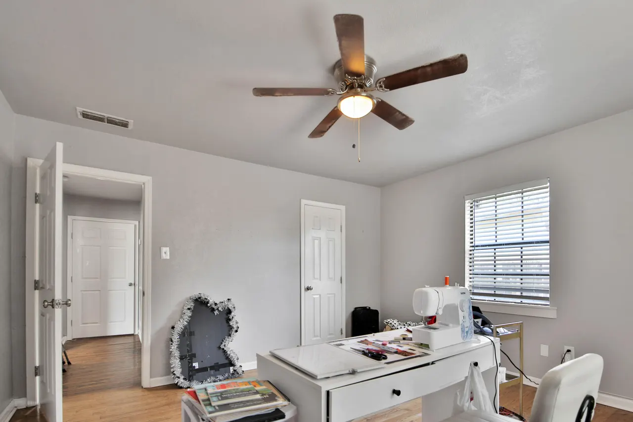 Photo 18 — 1908 47th Street, Lubbock, TX 79412