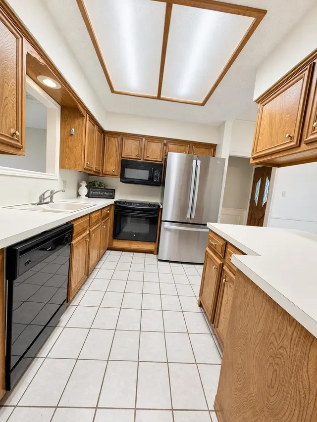 Photo 7 — 5604 95th Street, Lubbock, TX 79424