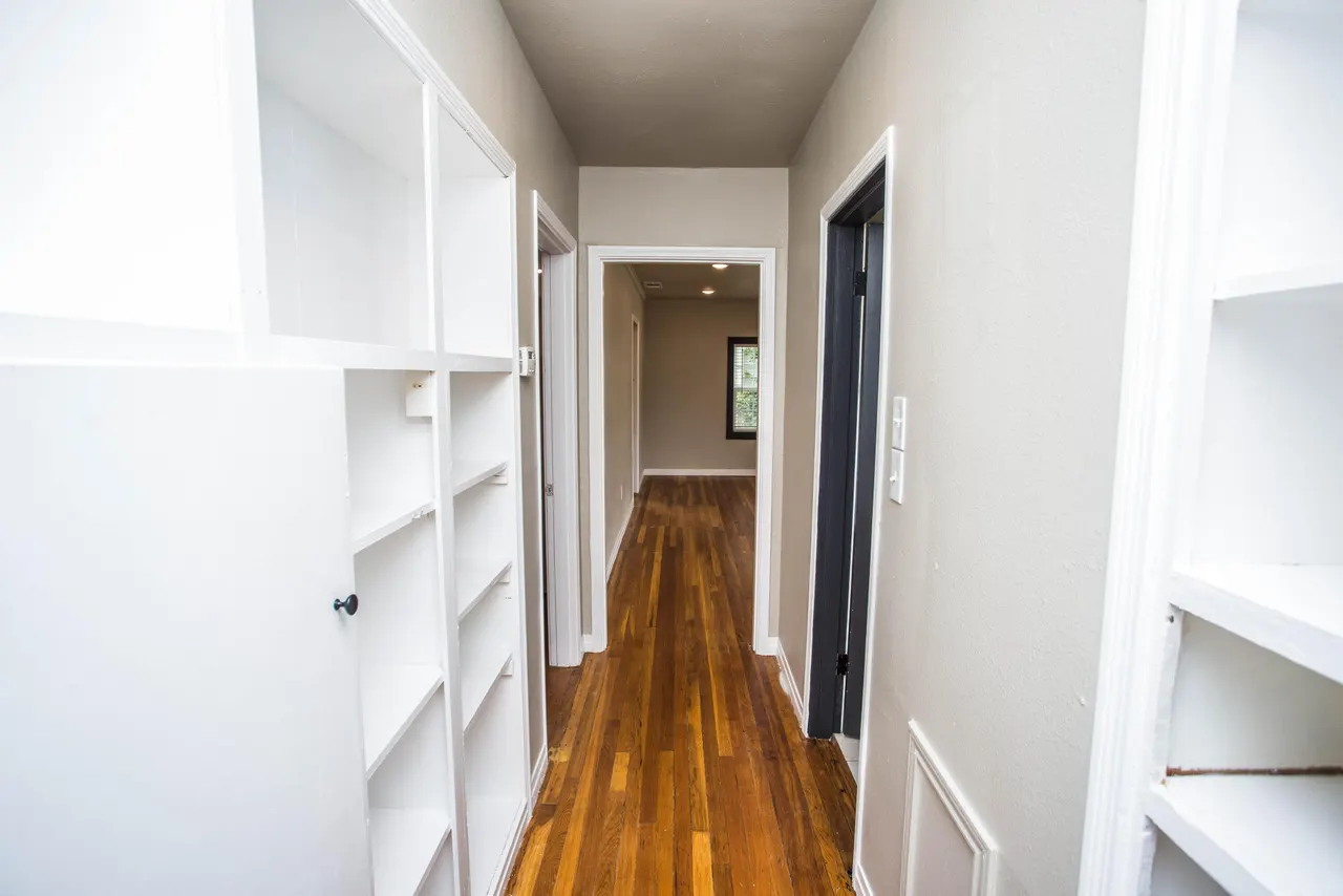Photo 8 — 2409 30th Street, Lubbock, TX 79411