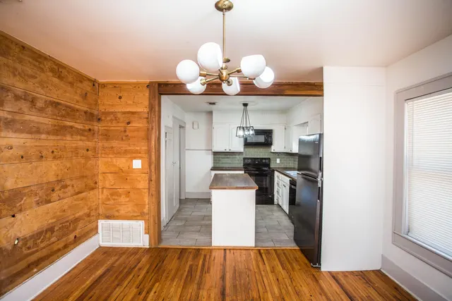 Photo 3 — 2411 21st Street, Lubbock, TX 79411