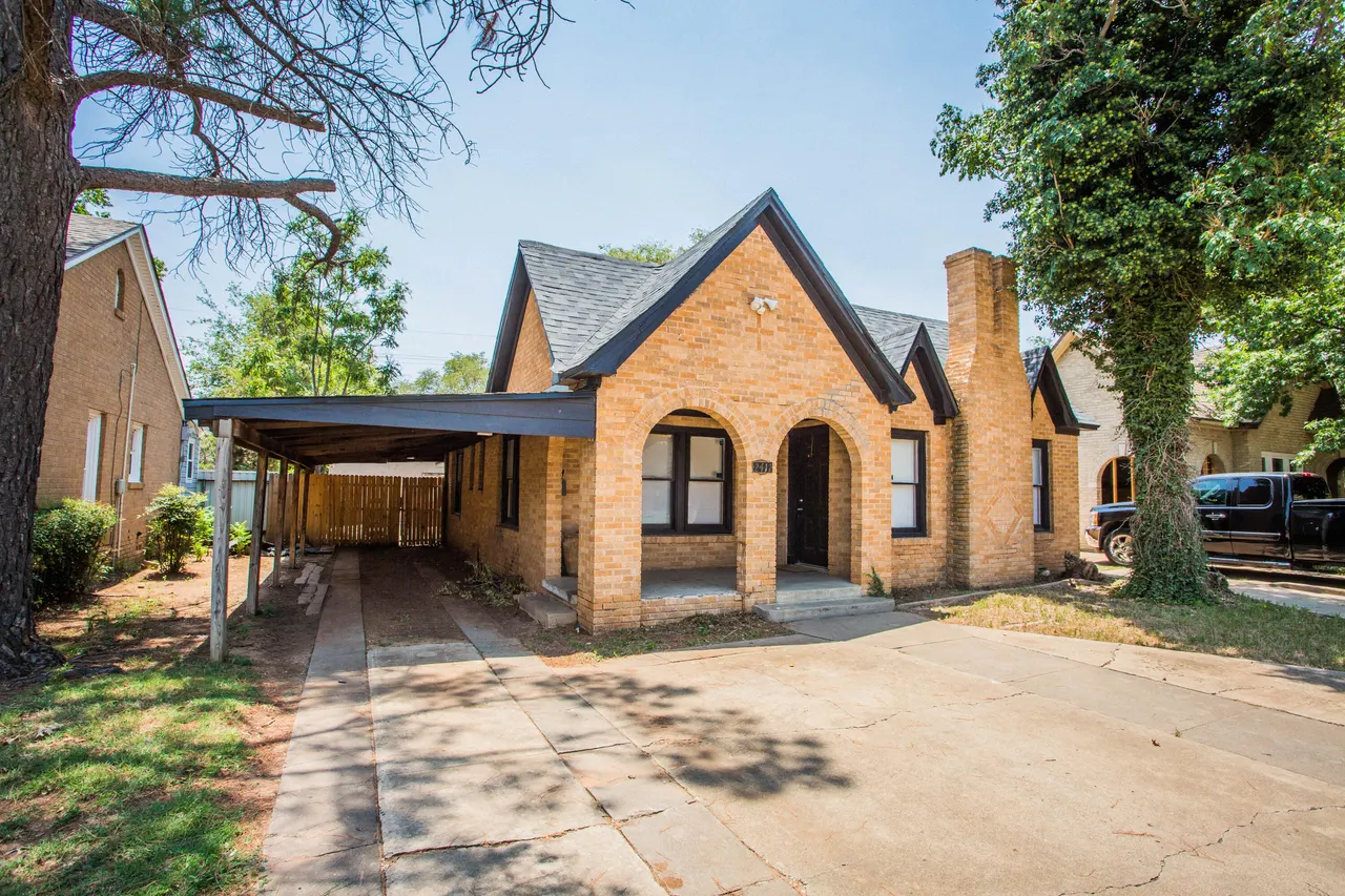 Front exterior — 2411 21st Street, Lubbock, TX 79411