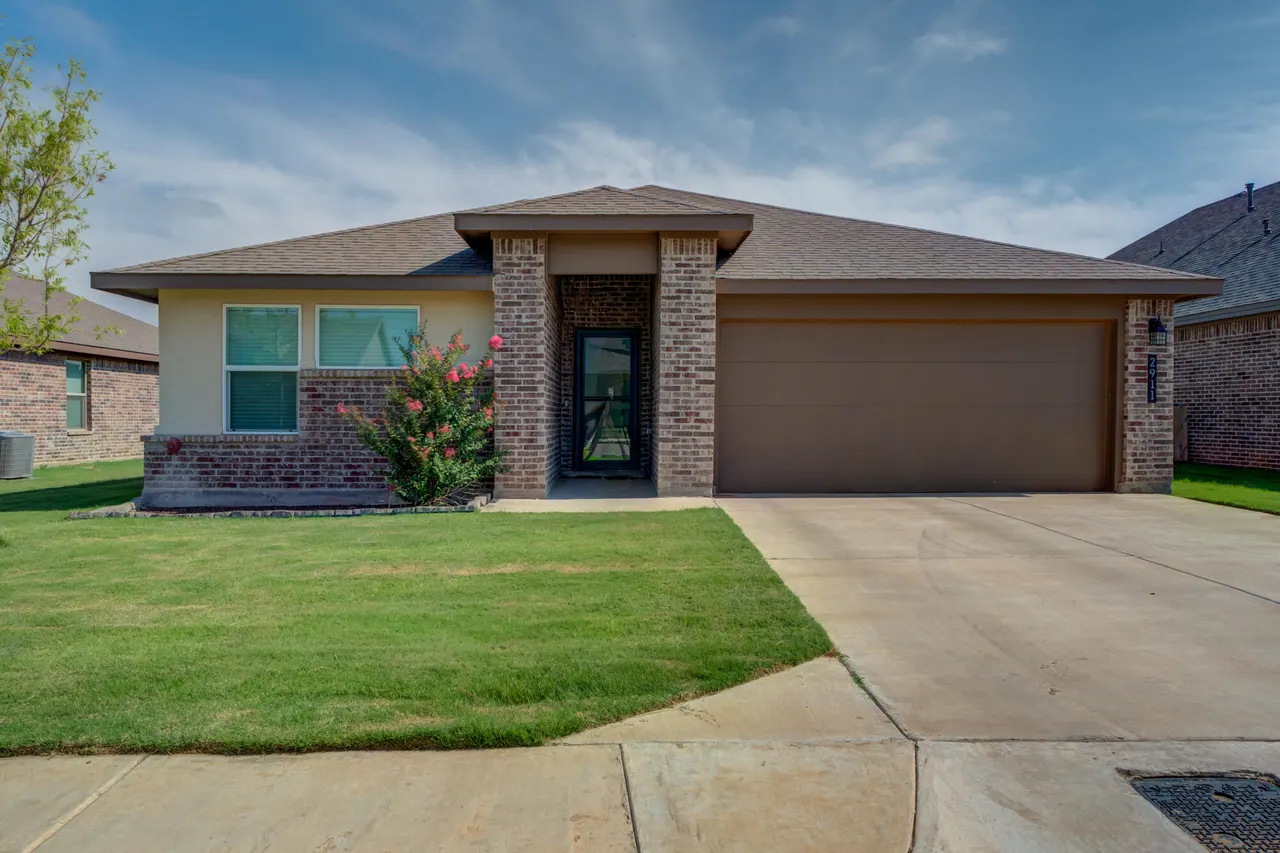 Photo 8 — 2911 134th Street, Lubbock, TX 79423