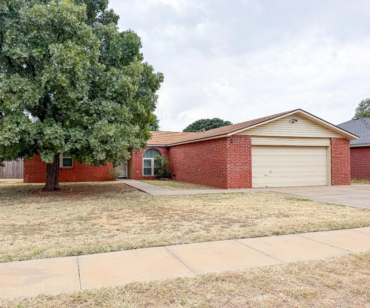 Photo 2 — 2409 92nd Street, Lubbock, TX 79423