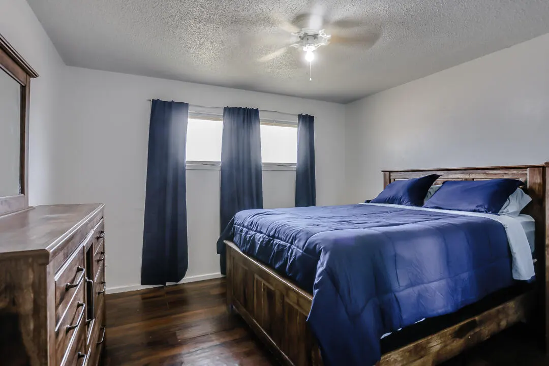 Photo 12 — 2112 67th Street, Lubbock, TX 79412