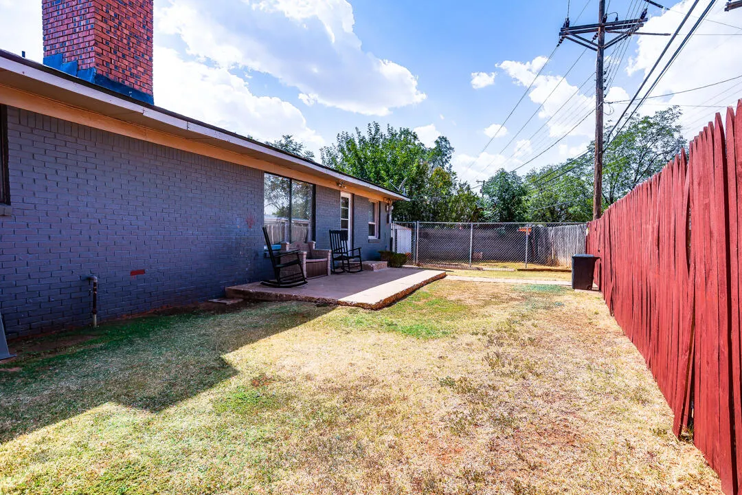 Photo 20 — 2112 67th Street, Lubbock, TX 79412